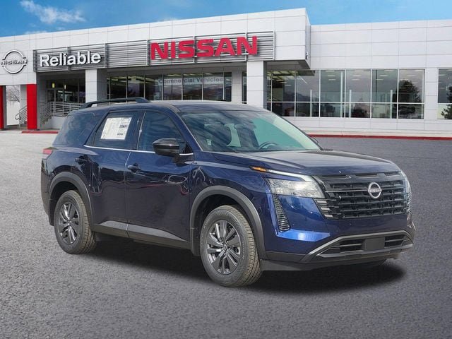 New 2026 Nissan Pathfinder SV w/ SV Premium Package