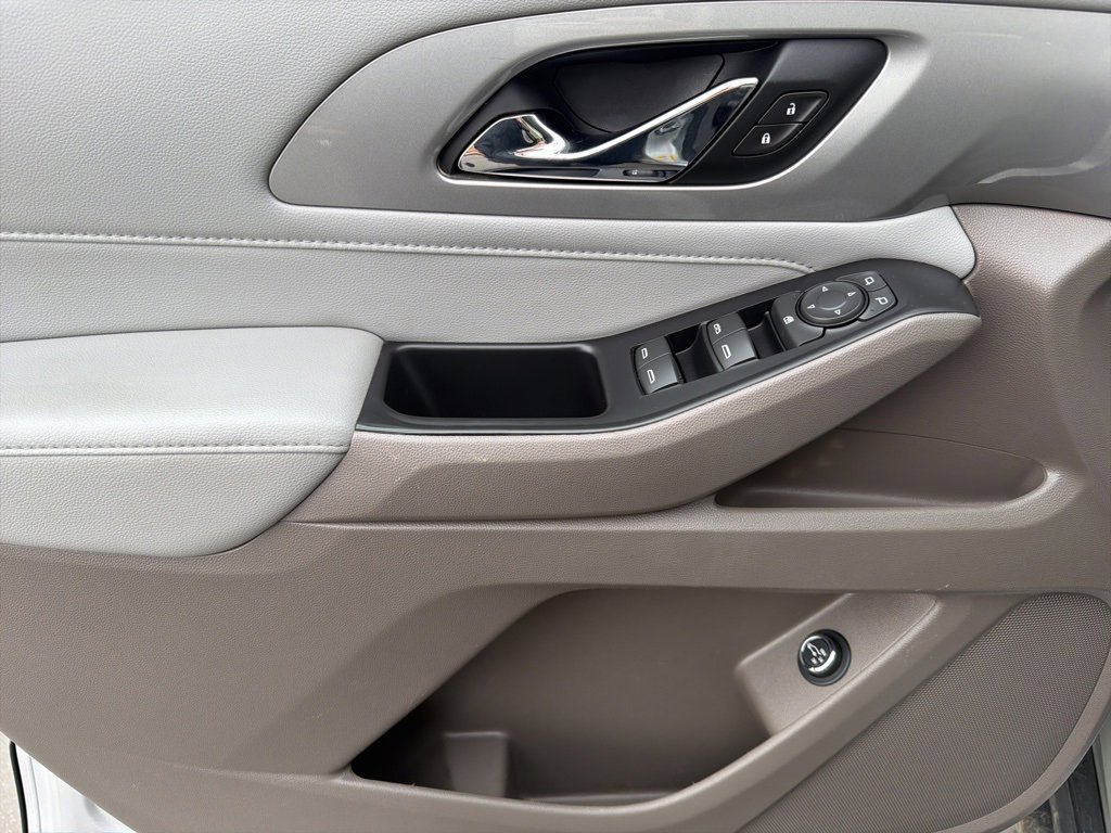 Used 2021 Chevrolet Traverse LT w/ LPO, Cargo Package image 20