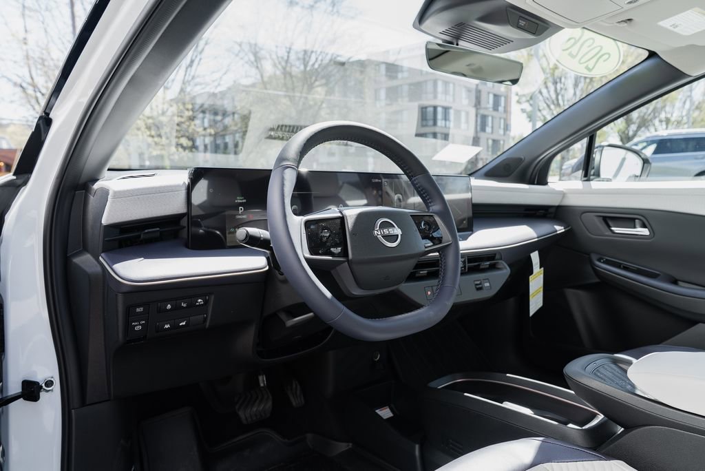 New 2026 Nissan Leaf Platinum+ w/ Cargo Package (Platinum+) image 23