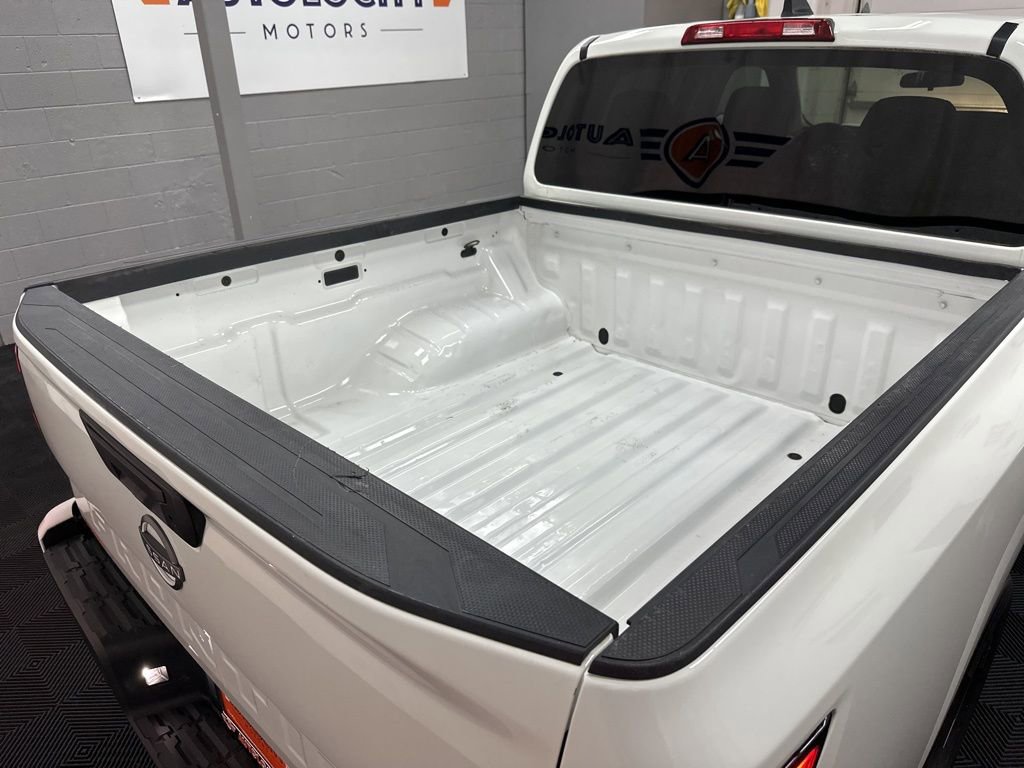 Used 2022 Nissan Frontier SV w/ Technology Package AWD/4WD image 11