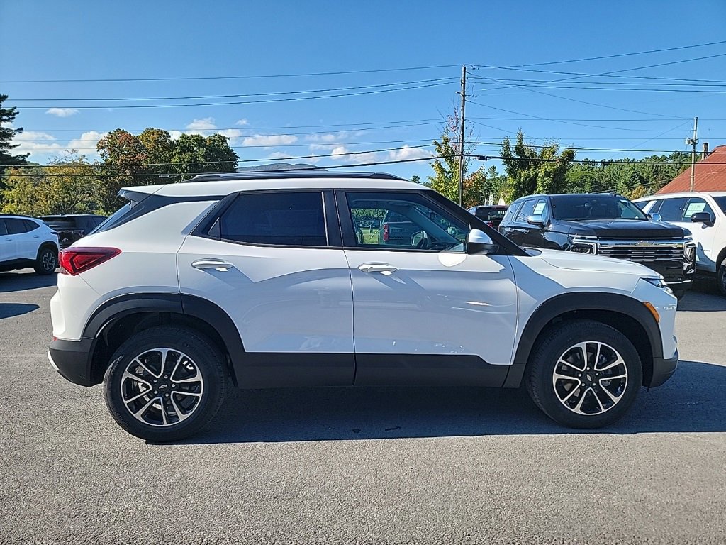 New 2026 Chevrolet TrailBlazer LT w/ LT Cold Weather Package image 4