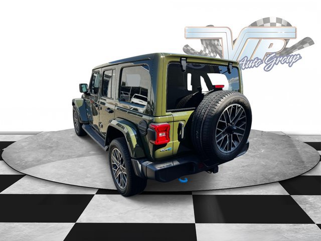Used 2023 Jeep Wrangler Unlimited Sahara w/ Cold Weather Group AWD/4WD image 5