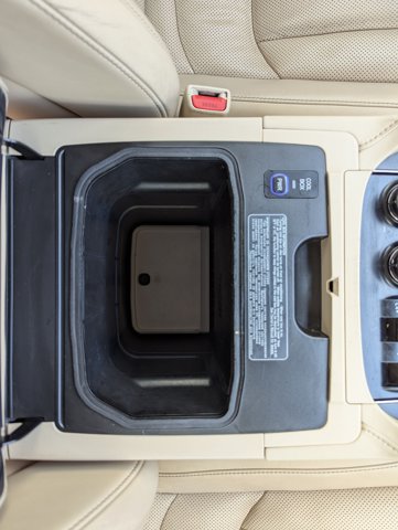 Used 2016 Lexus LX 570 4WD w/ Luxury Package image 27