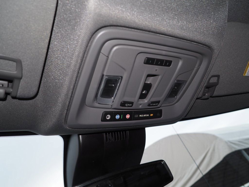 New 2025 Chevrolet Silverado 1500 LT w/ Z71 Off-Road Package image 12