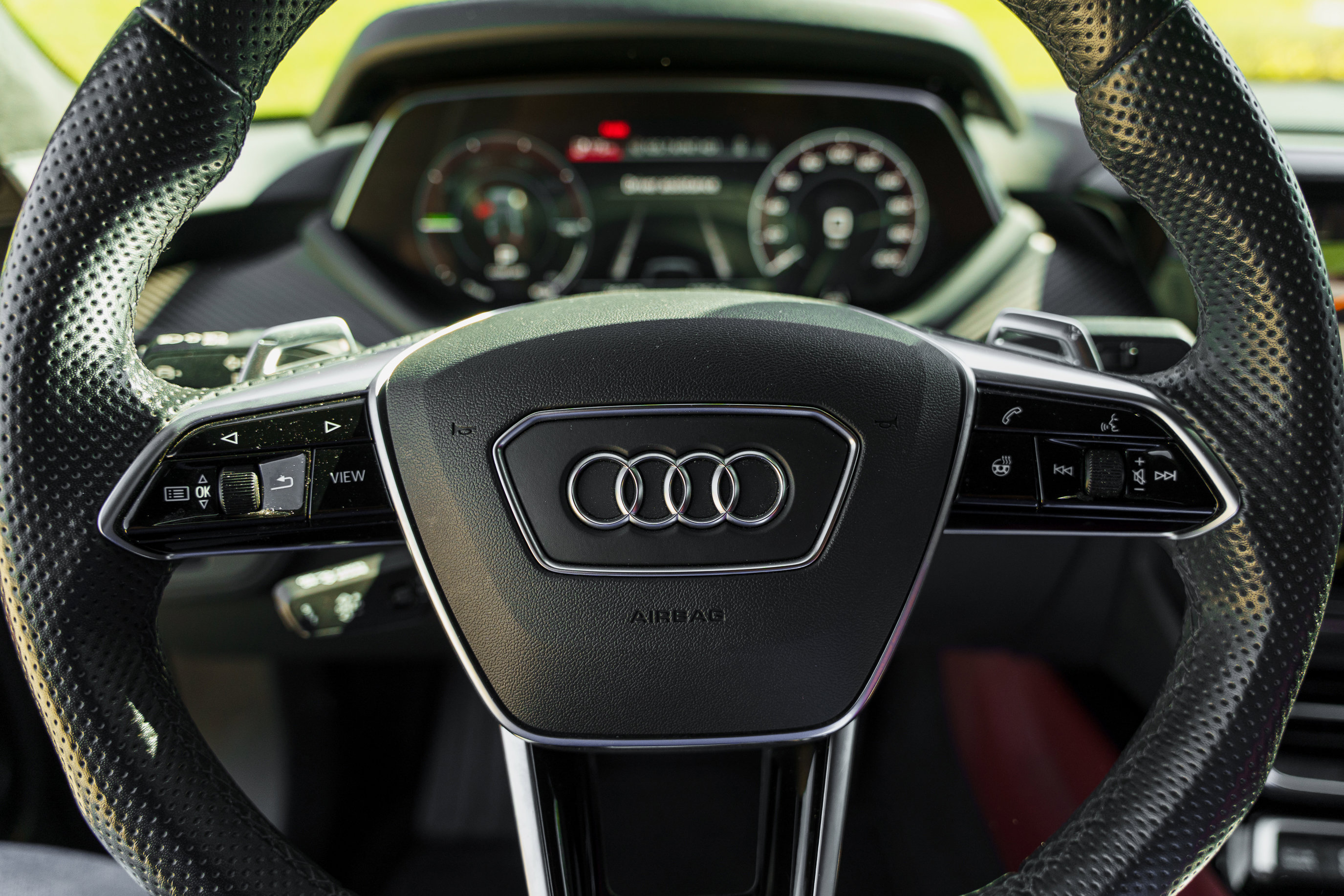 Certified 2023 Audi RS e-tron GT w/ Carbon Performance Package AWD/4WD image 17