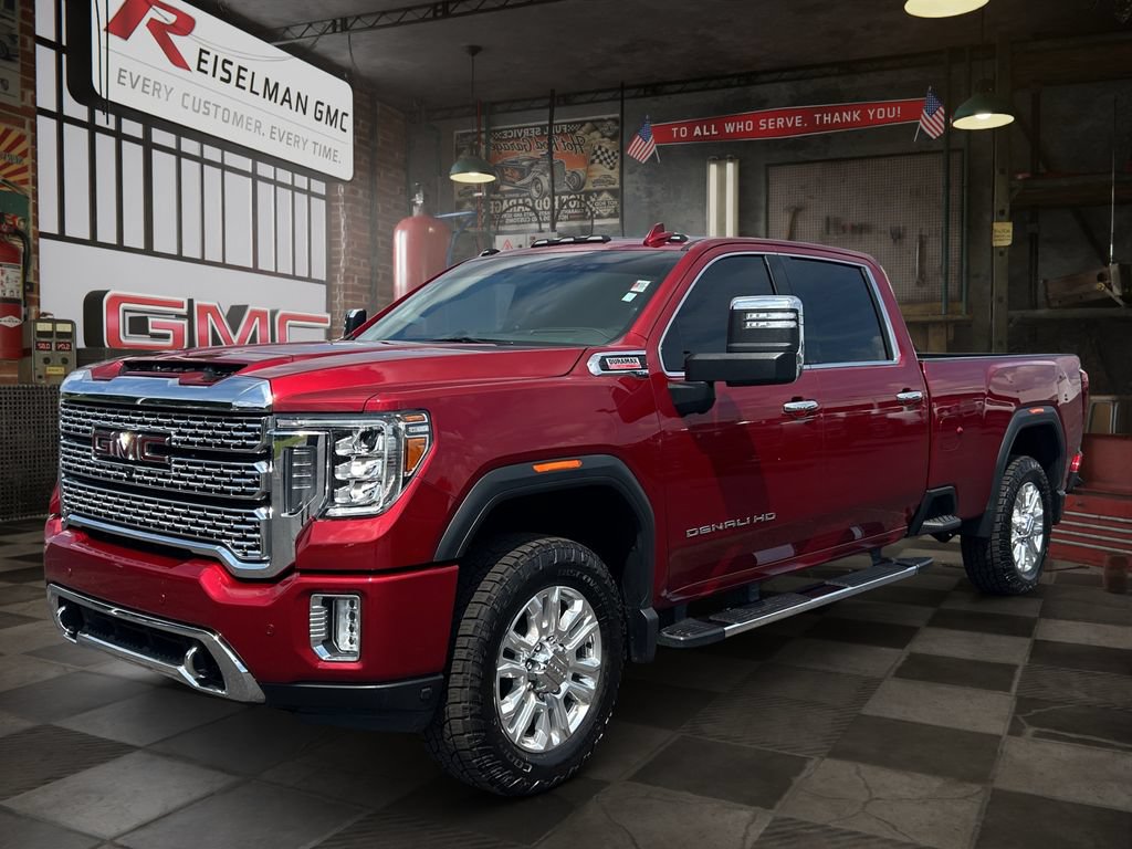 Used 2022 GMC Sierra 3500 Denali w/ Denali Ultimate Package AWD/4WD image 1