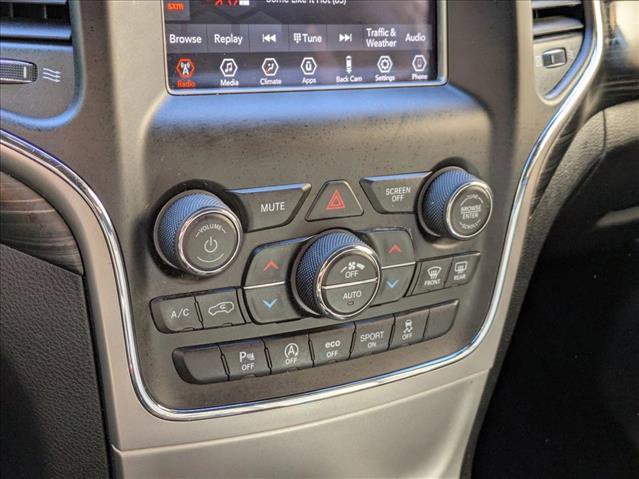 Used 2021 Jeep Grand Cherokee Laredo image 14