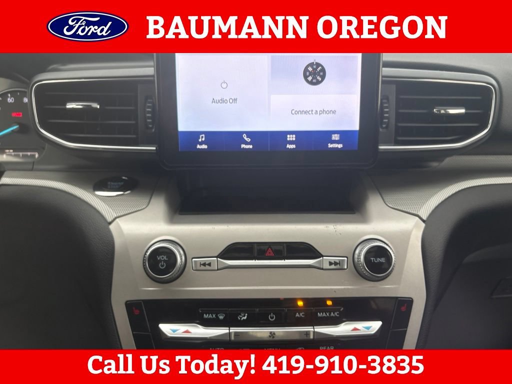 Used 2023 Ford Explorer XLT w/ Equipment Group 202A AWD/4WD image 26