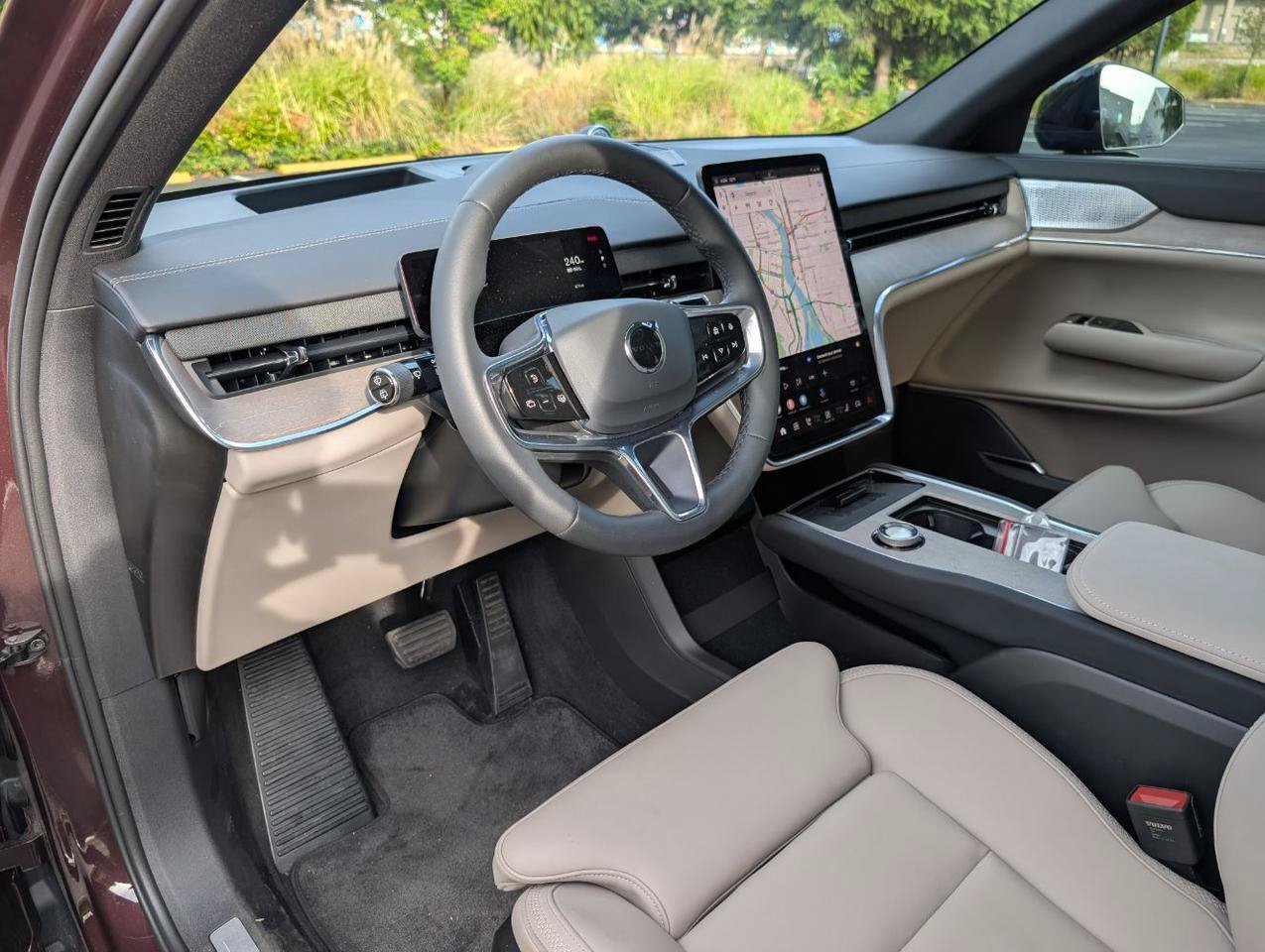 Used 2025 Volvo EX90 Ultra AWD/4WD image 9