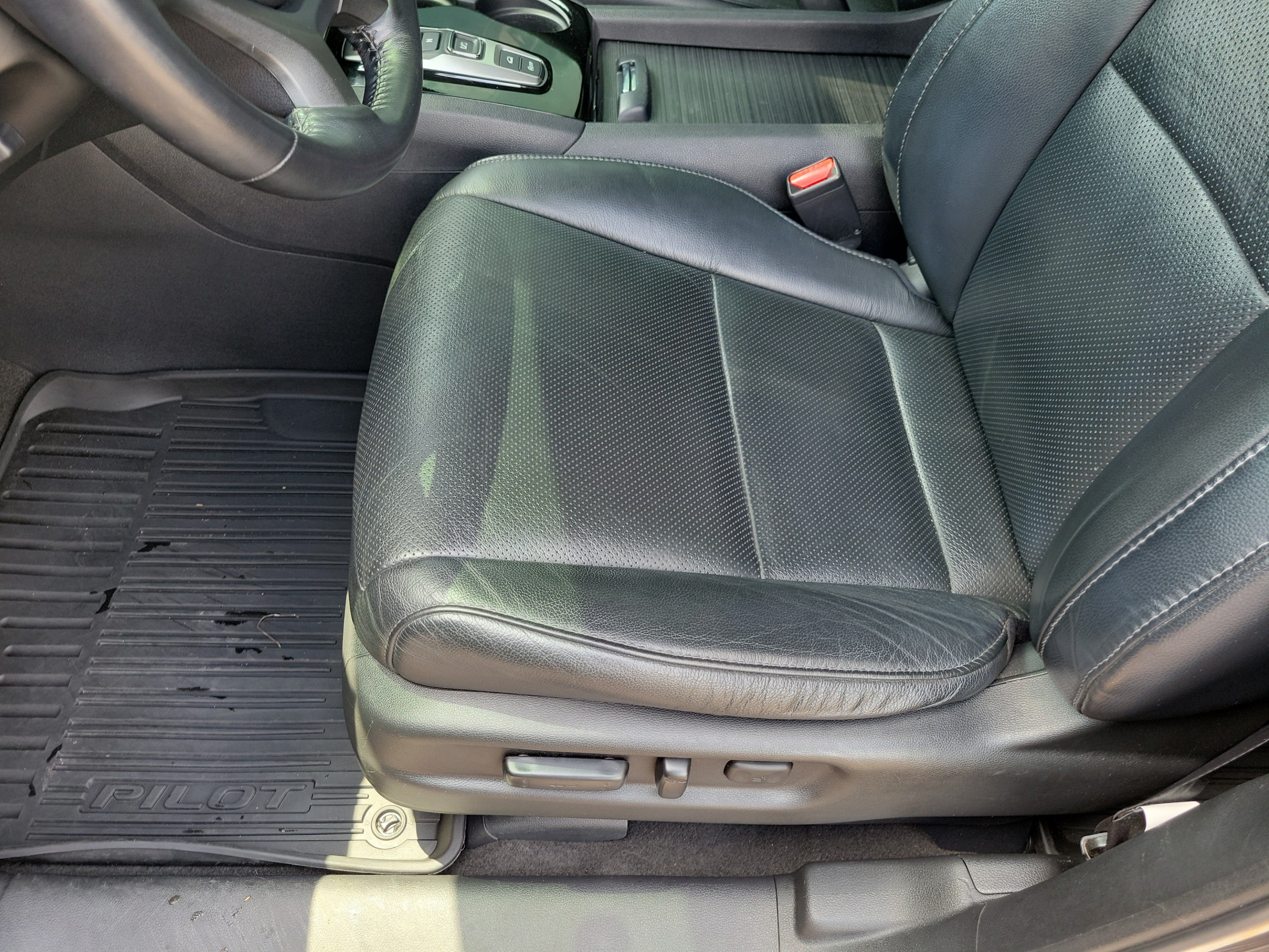 Certified 2019 Honda Pilot Elite image 26
