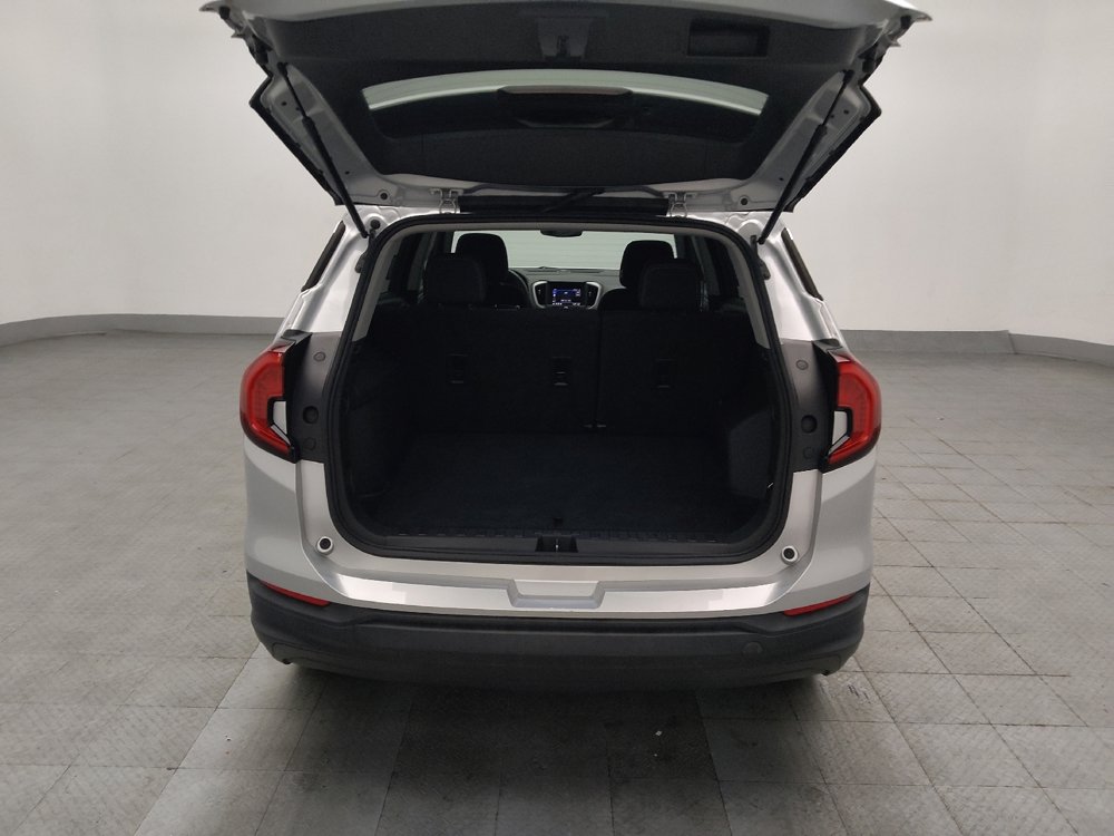 Used 2022 GMC Terrain SLE w/ Driver Convenience Package FWD image 29