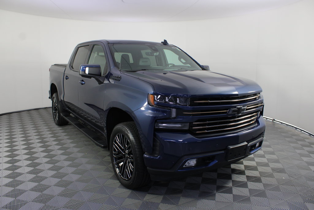 Used 2020 Chevrolet Silverado 1500 High Country w/ Technology Package AWD/4WD image 30