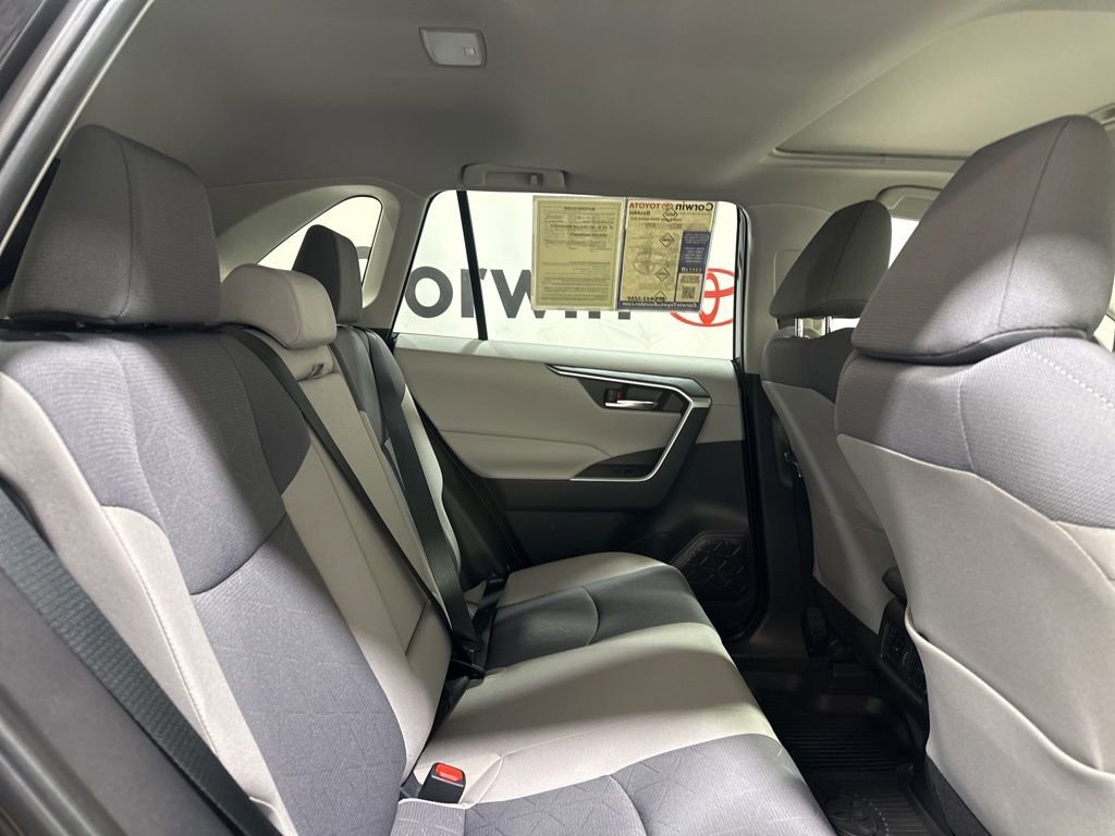 Used 2025 Toyota RAV4 XLE image 13