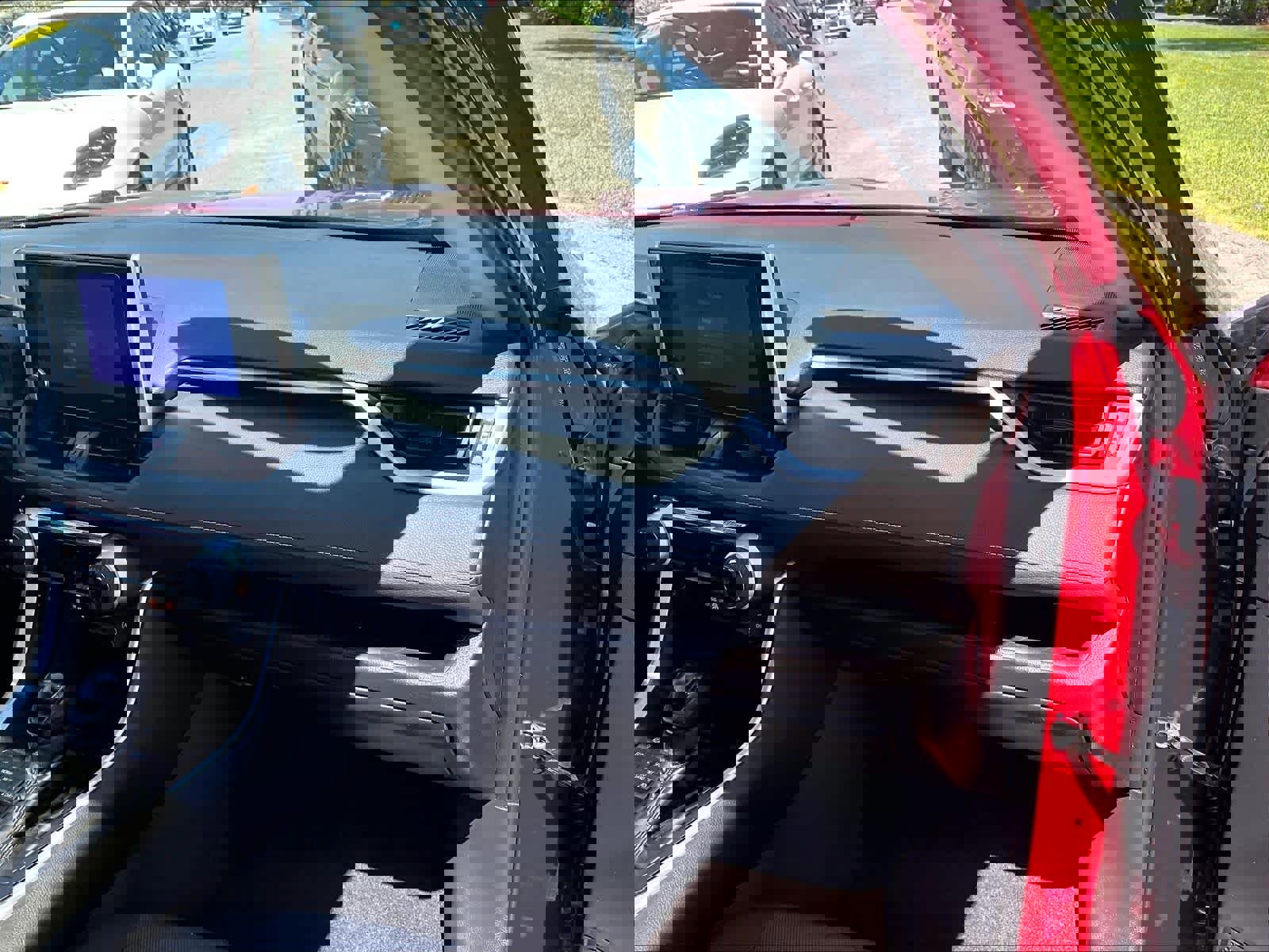 Used 2024 Toyota RAV4 XLE w/ Convenience Package AWD/4WD image 13