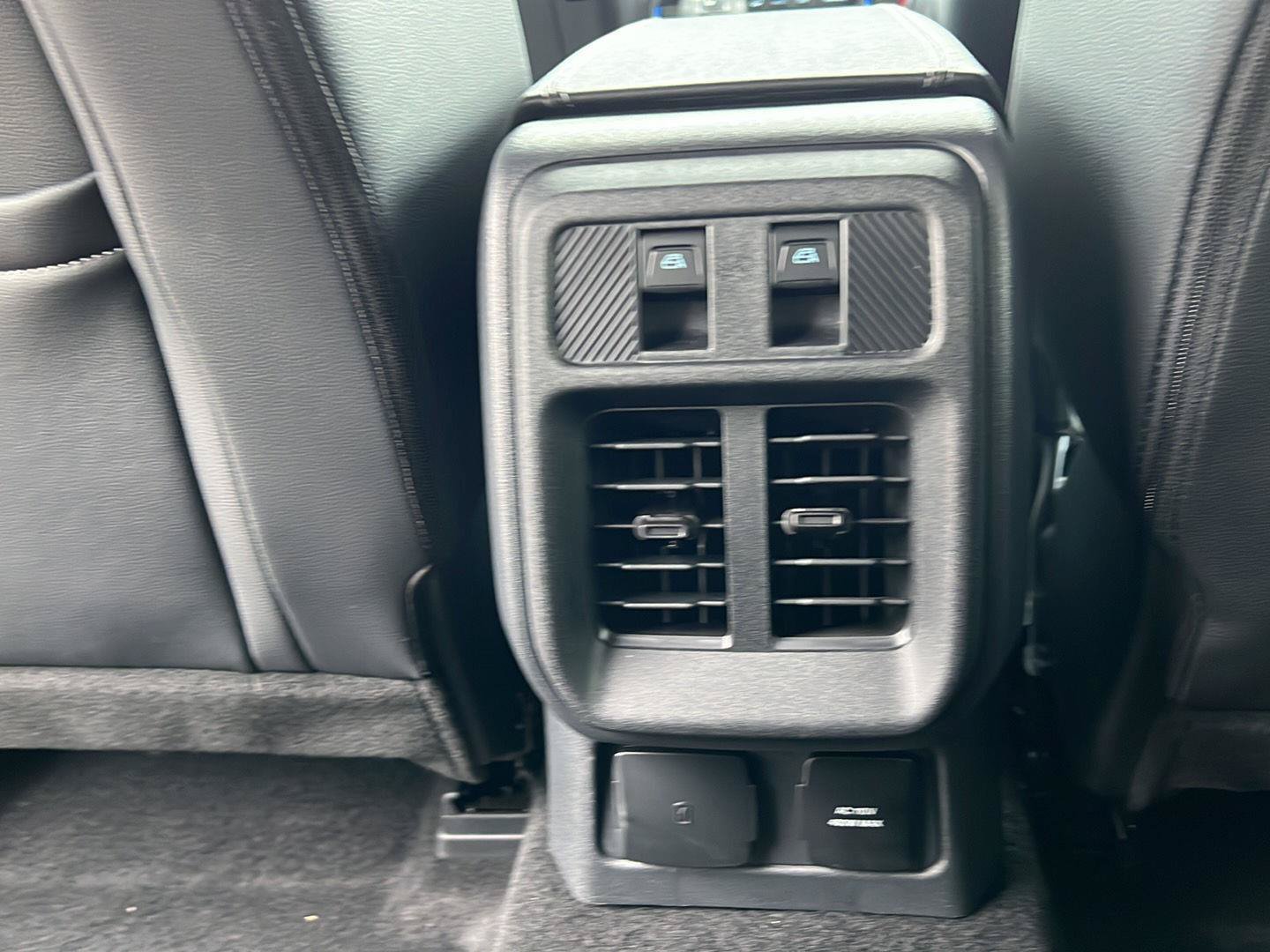 Used 2025 Ford Bronco Outer Banks AWD/4WD image 19
