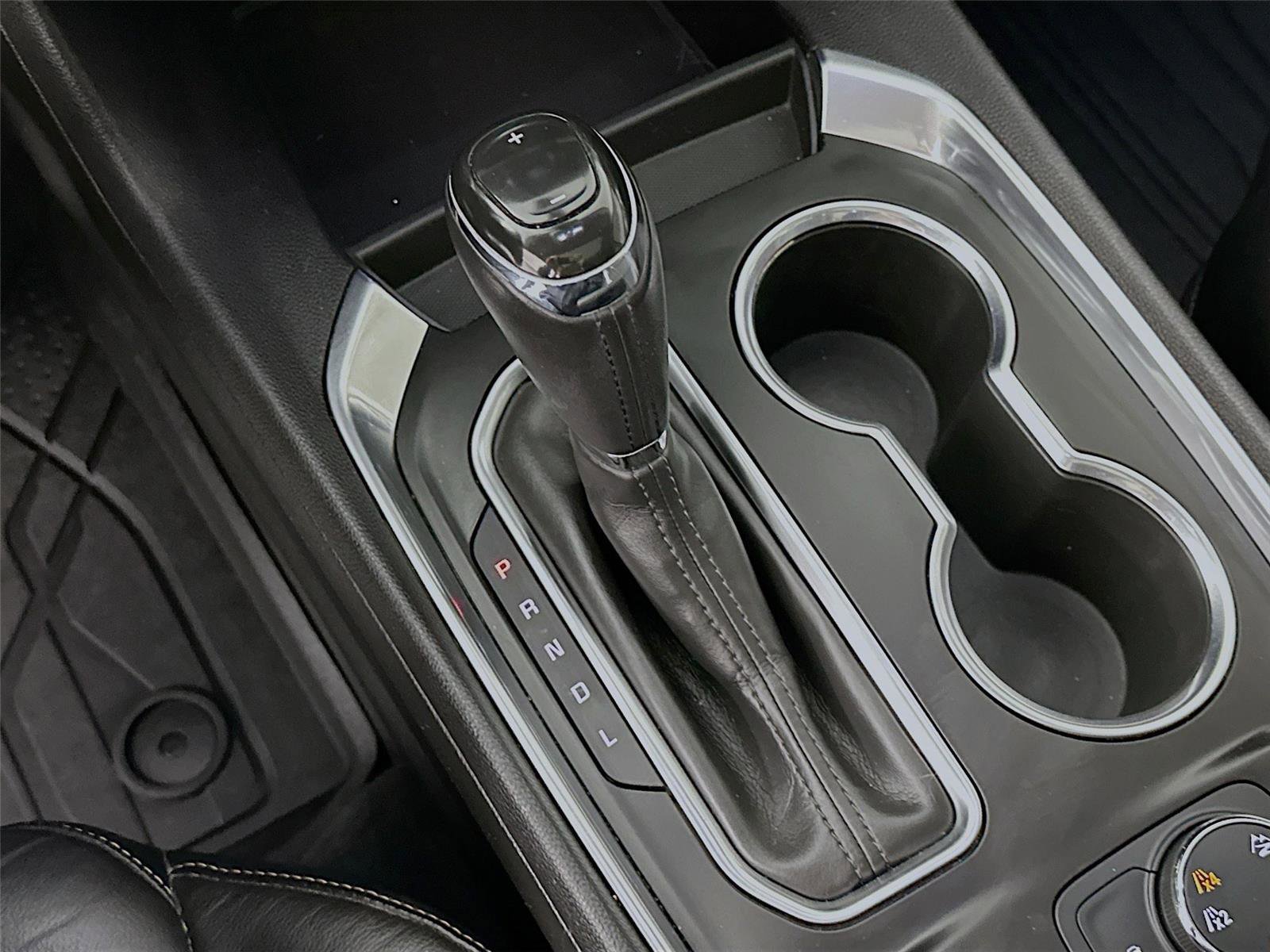 Used 2018 Chevrolet Traverse LT image 34