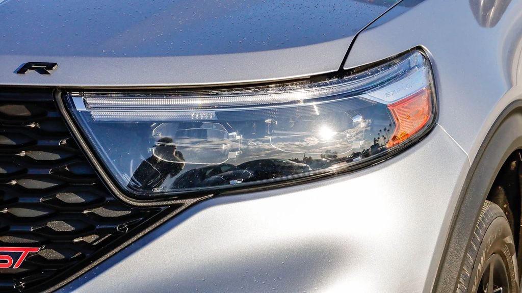 Used 2021 Ford Explorer ST w/ Equipment Group 401A image 5