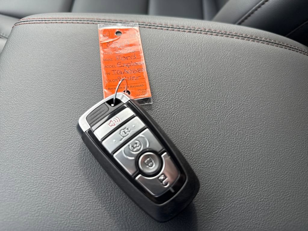 New 2026 Ford Explorer Active image 30