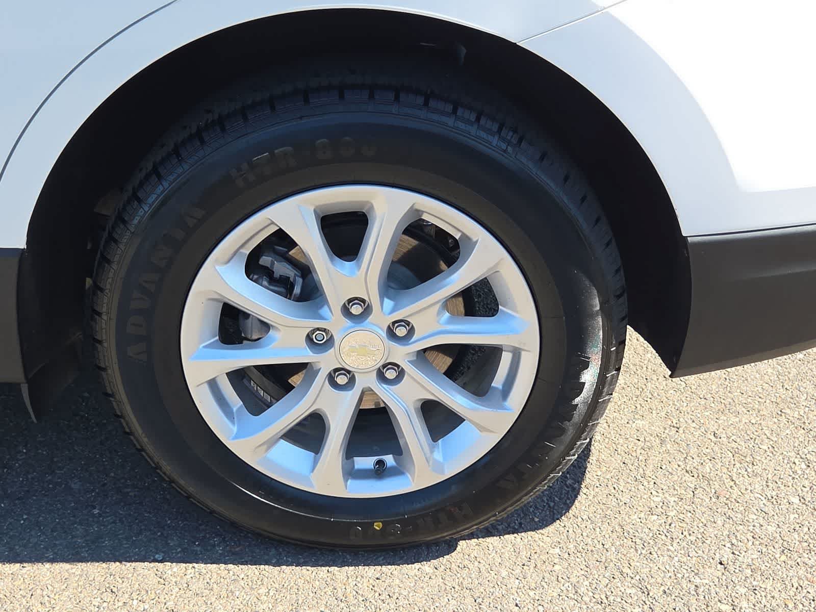 Used 2020 Chevrolet Equinox LS FWD image 16