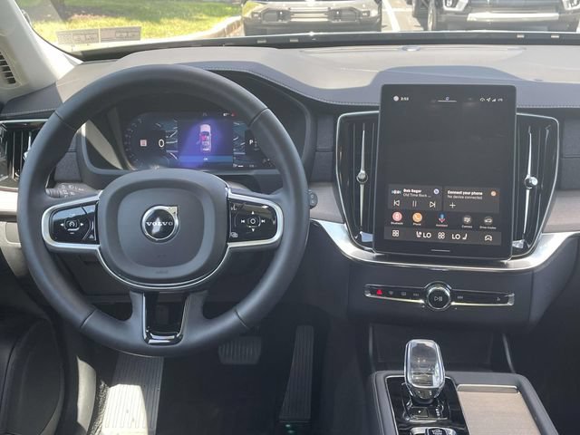 Used 2026 Volvo XC90 B6 Core w/ Protection Package AWD/4WD image 24