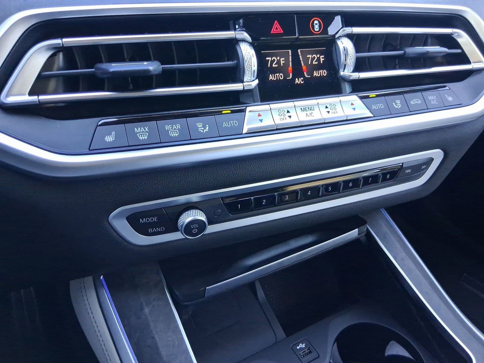 Used 2021 BMW X5 xDrive40i w/ M Sport Package image 26