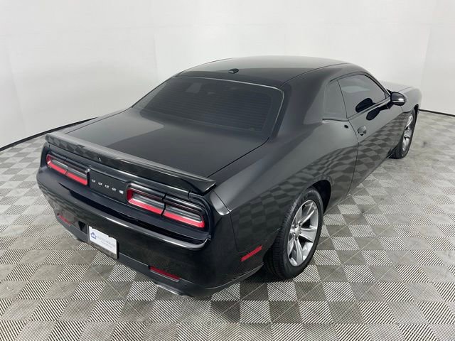 Used 2019 Dodge Challenger R/T RWD image 10