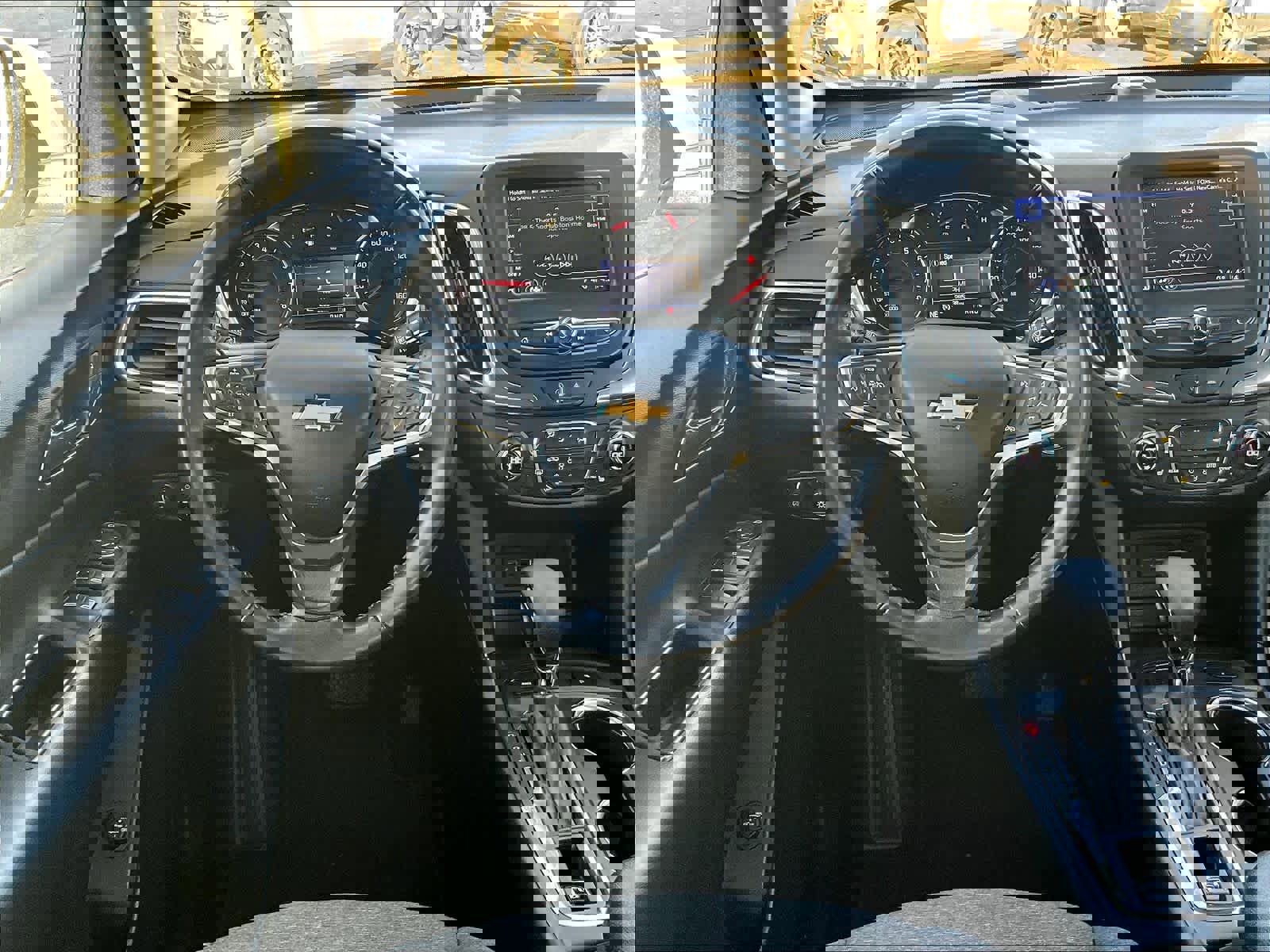 Used 2022 Chevrolet Equinox LT image 16