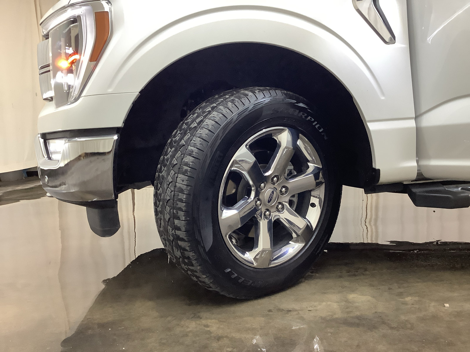 Used 2023 Ford F150 Lariat w/ Equipment Group 502A High AWD/4WD image 26