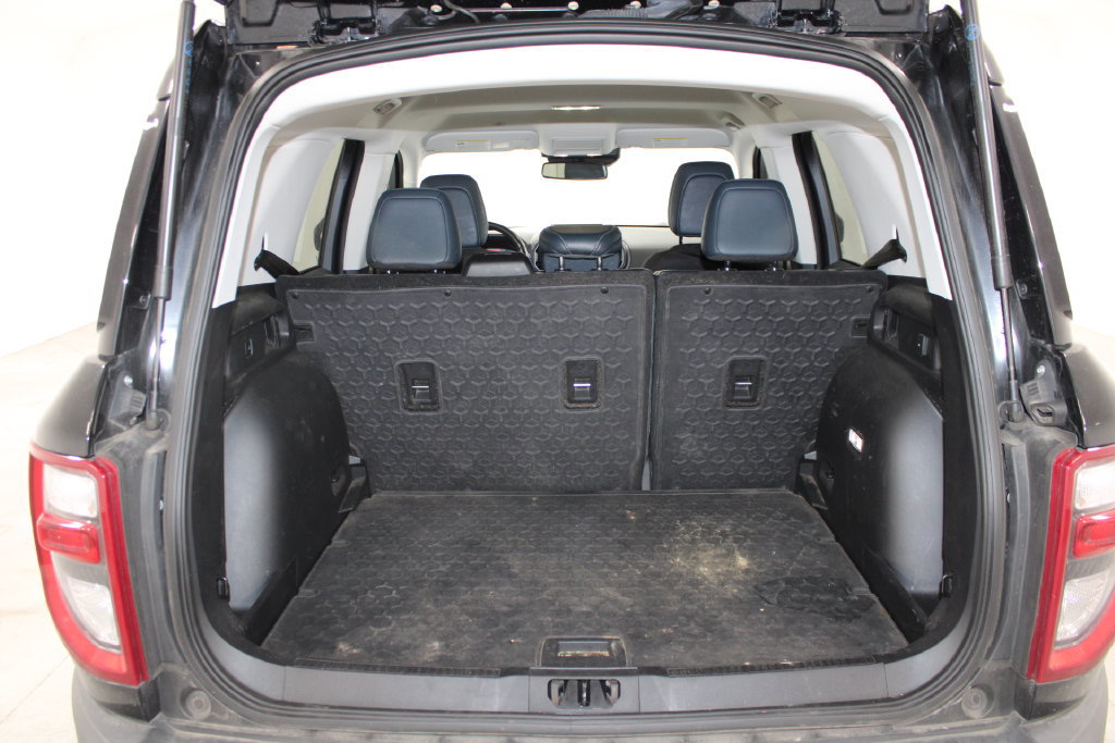 Used 2023 Ford Bronco Sport Outer Banks w/ Tech Package AWD/4WD image 14