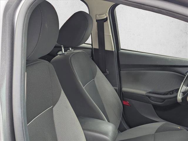 Used 2013 Ford Focus SE image 20