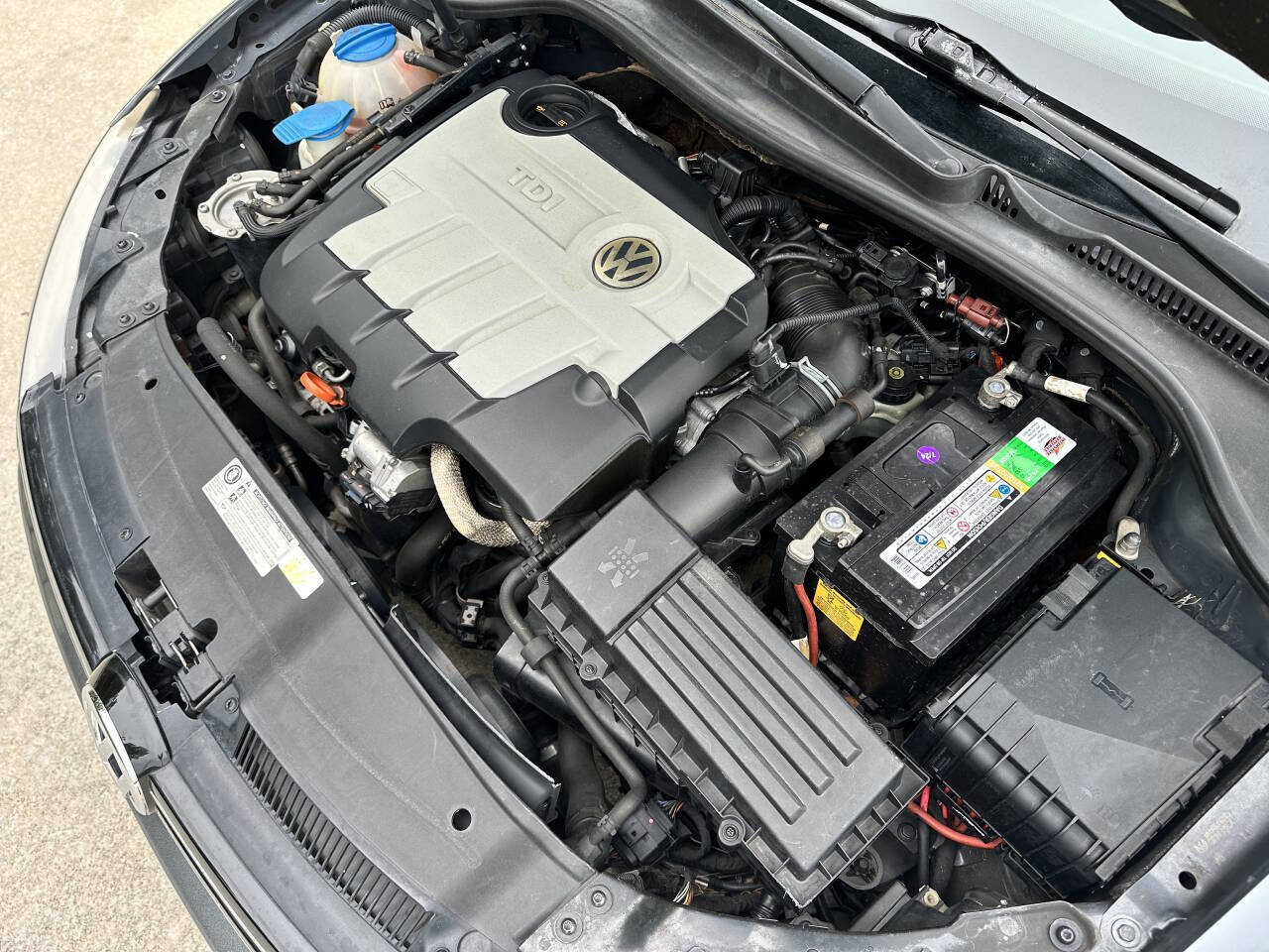 Used 2010 Volkswagen Jetta TDI image 32