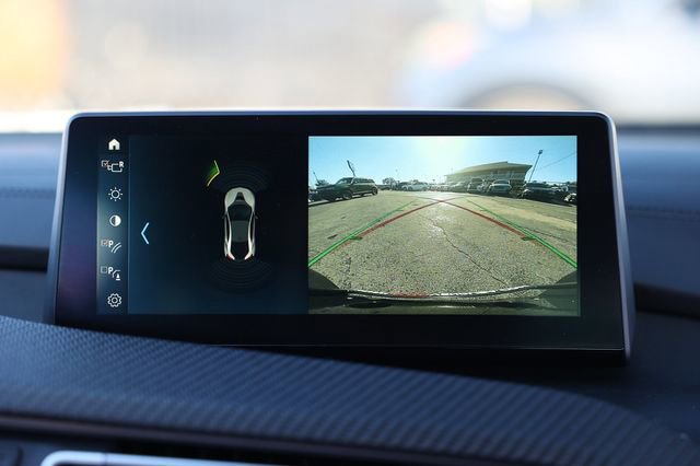 Used 2019 BMW i8 Coupe image 38