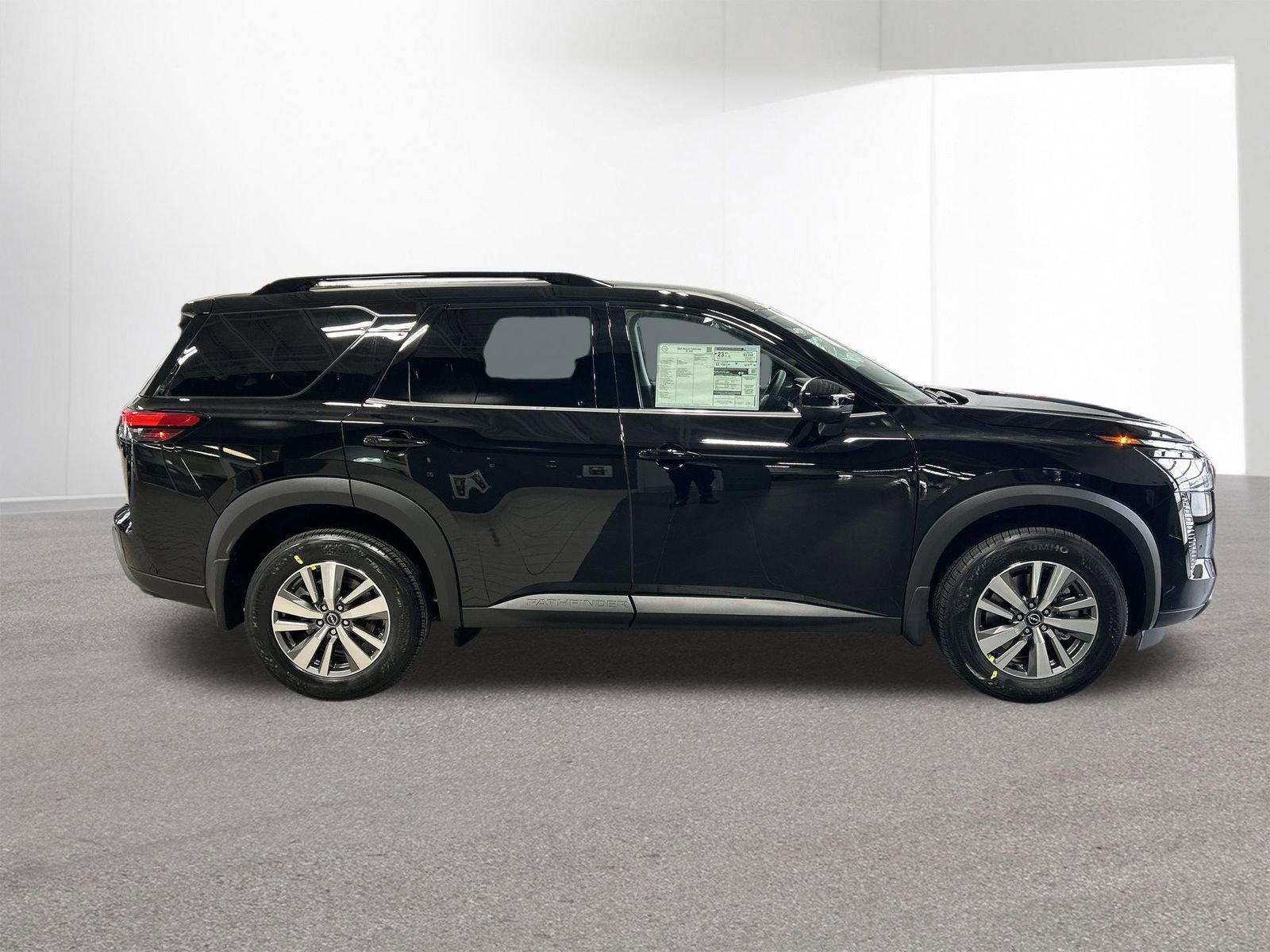 New 2026 Nissan Pathfinder SL AWD/4WD image 39