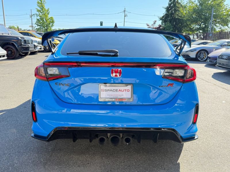 Used 2023 Honda Civic Type R image 7