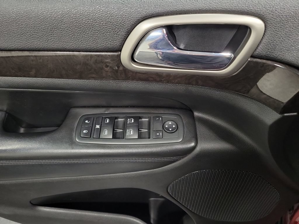 Used 2012 Jeep Grand Cherokee Laredo AWD/4WD image 28