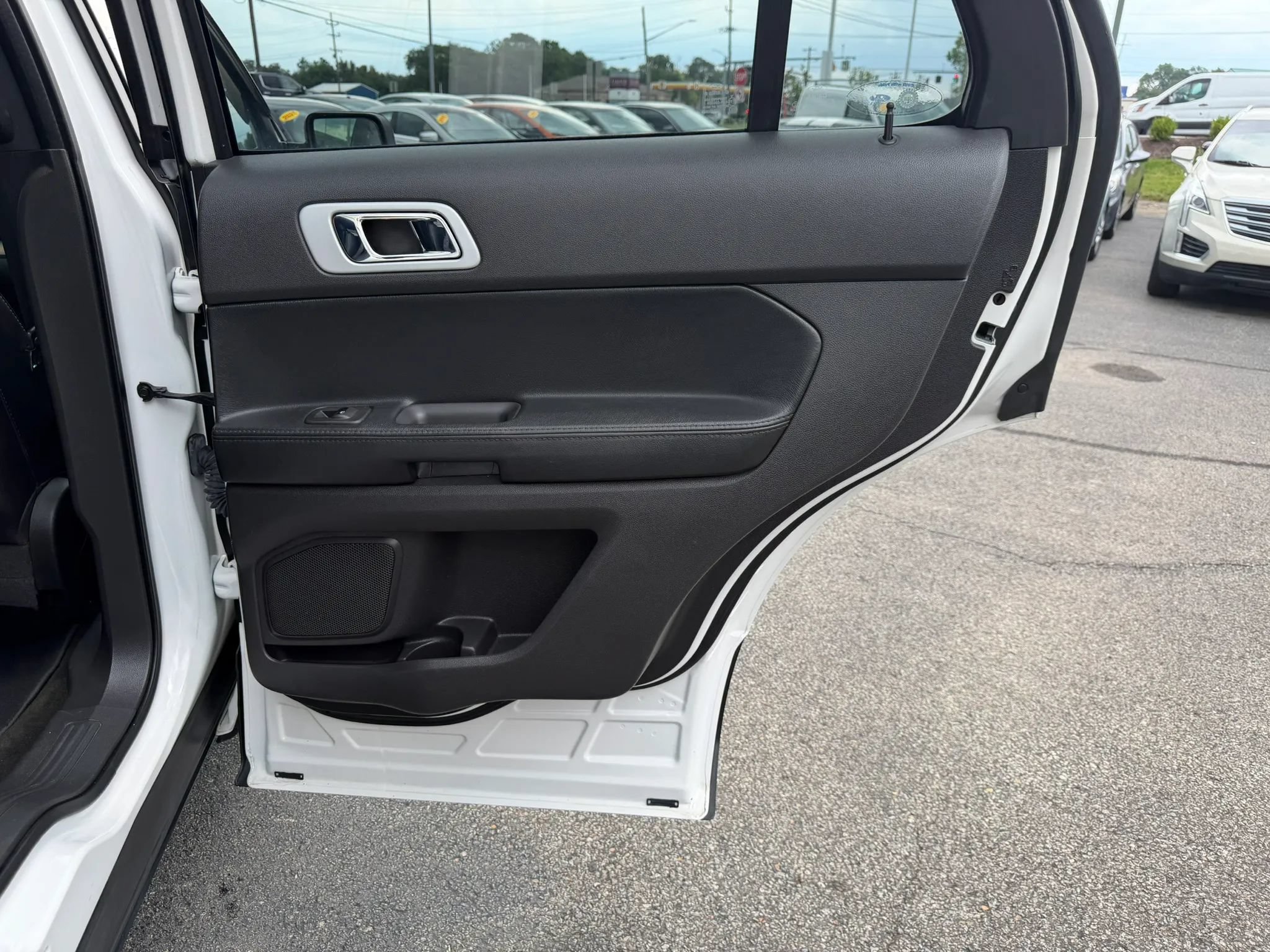 Used 2013 Ford Explorer Sport AWD/4WD image 32