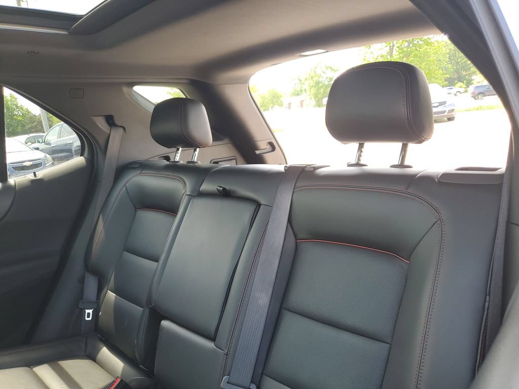 Certified 2022 Chevrolet Equinox RS w/ RS Leather Package AWD/4WD image 31