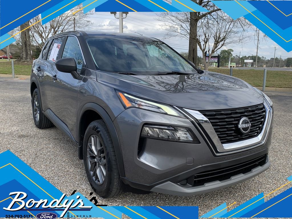 Used 2023 Nissan Rogue S image 1