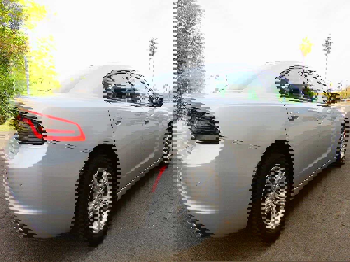 Used 2022 Dodge Charger SXT image 8