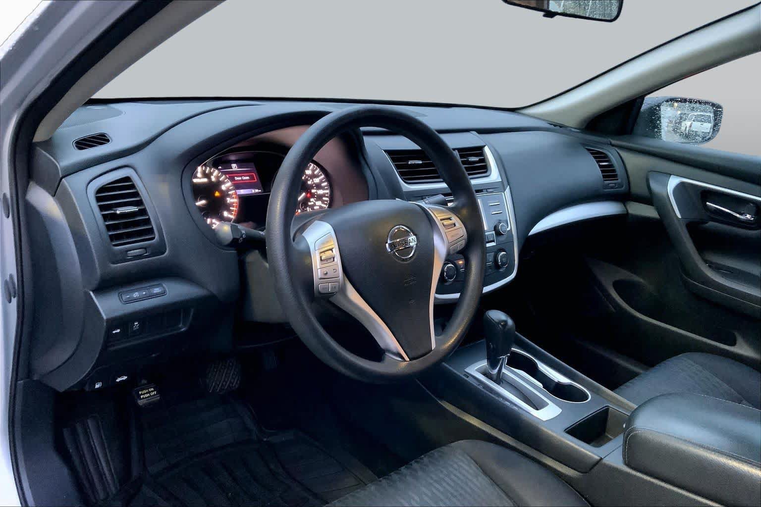 Used 2018 Nissan Altima 2.5 S w/ S Convenience Package FWD image 14
