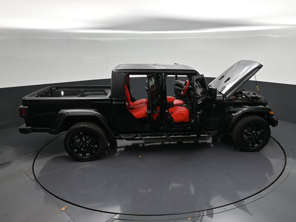 Used 2025 Jeep Gladiator Sport AWD/4WD image 36