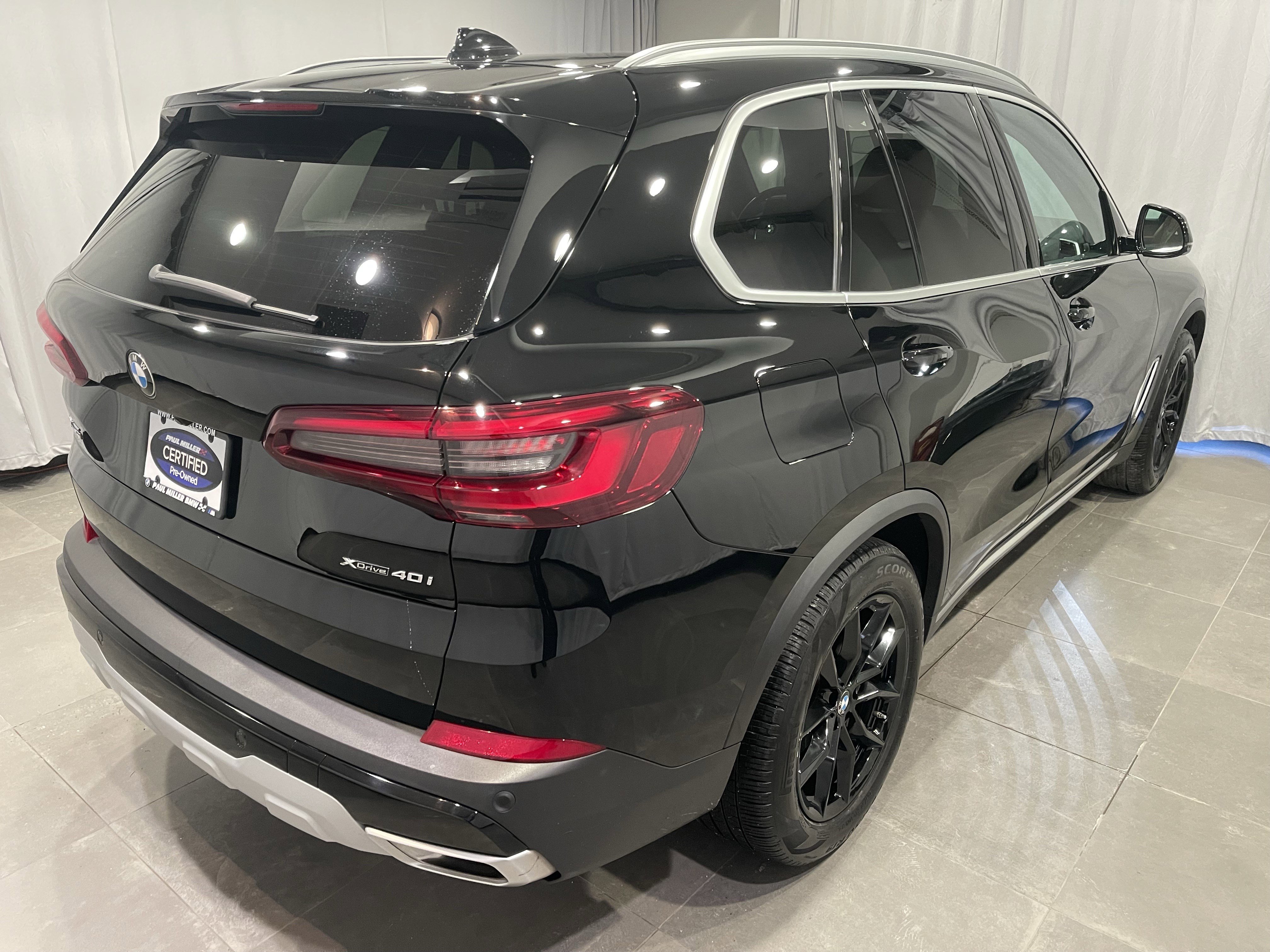 Used 2023 BMW X5 xDrive40i w/ Premium Package image 7