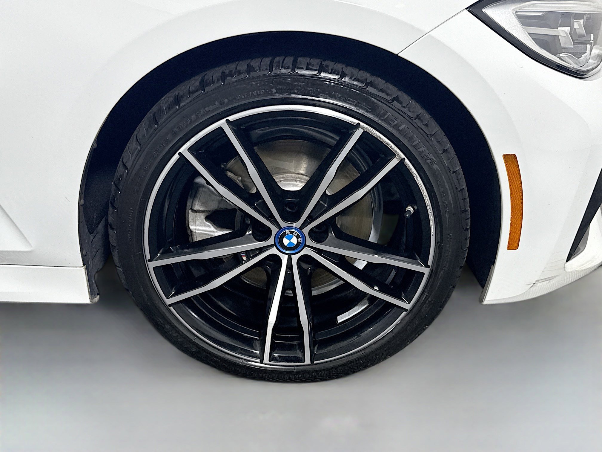 Used 2022 BMW 330e w/ M Sport Package image 32