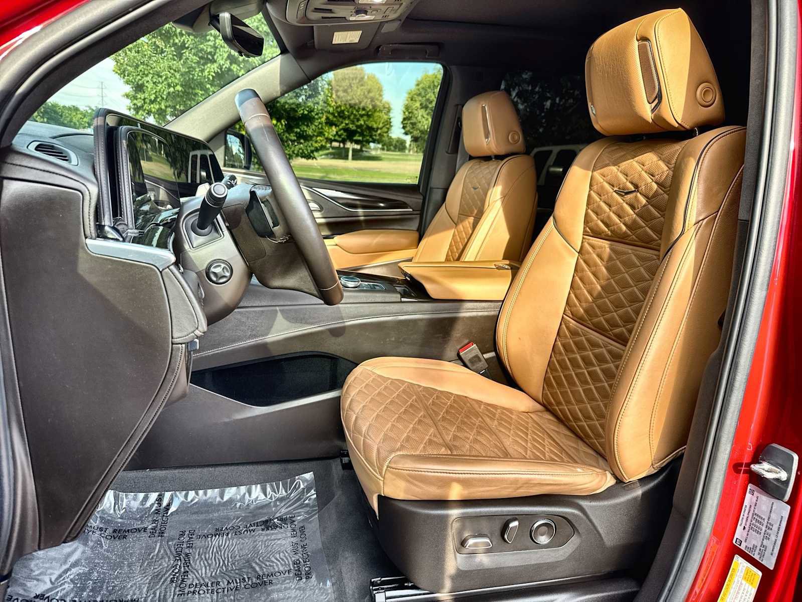Used 2023 Cadillac Escalade ESV Sport w/ Touring Package AWD/4WD image 3