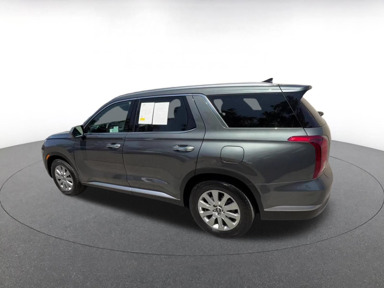 Used 2025 Hyundai Palisade SEL FWD image 10
