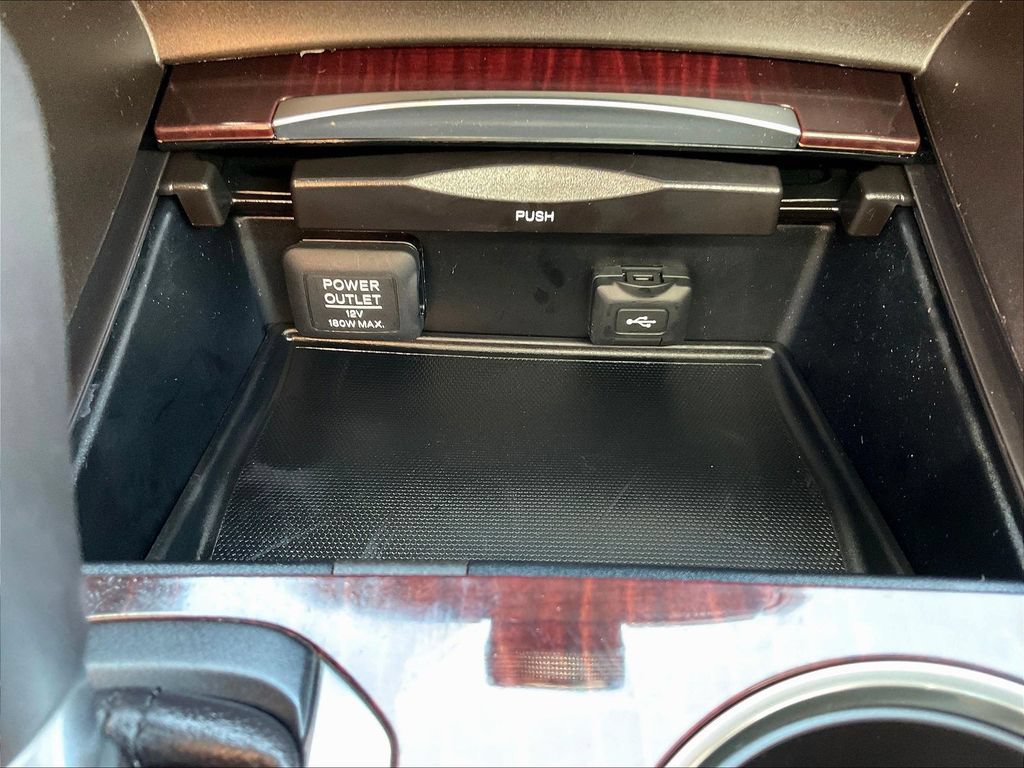 Used 2016 Acura TLX w/ Technology Package FWD image 16