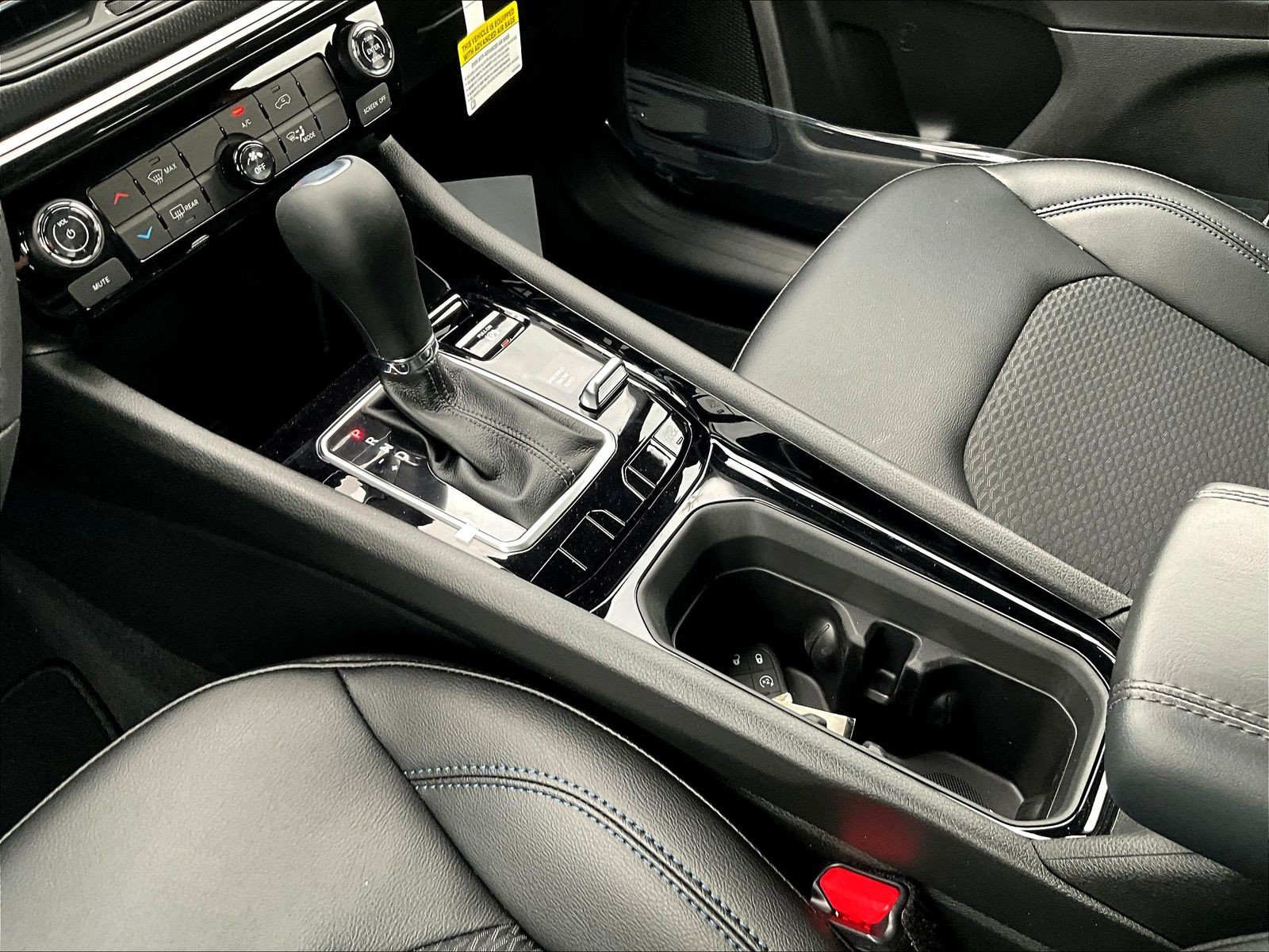 New 2026 Jeep Compass Latitude AWD/4WD image 12