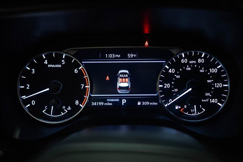 Used 2025 Nissan Rogue SV FWD image 18