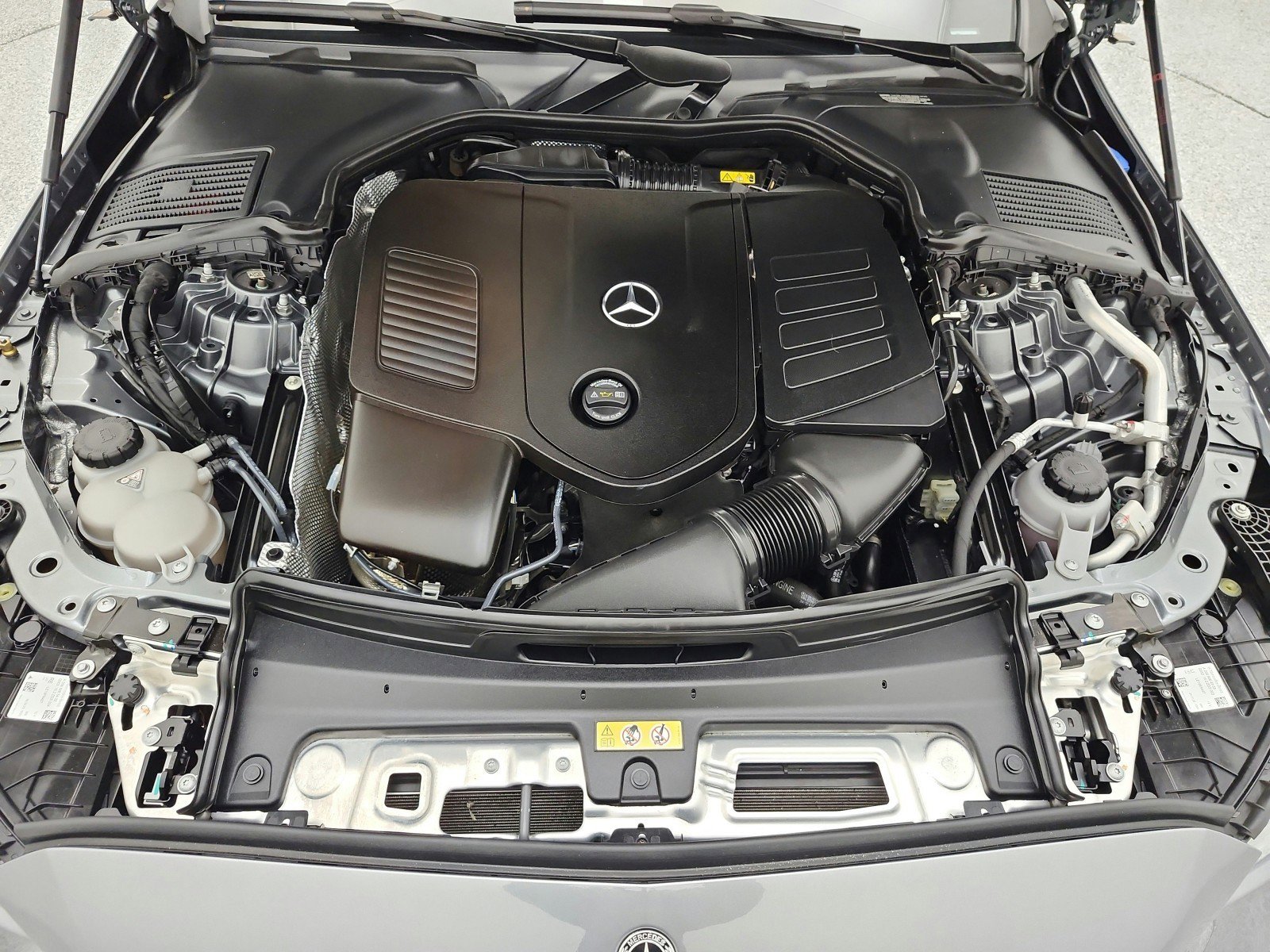 Certified 2023 Mercedes-Benz C 300 Sedan image 17