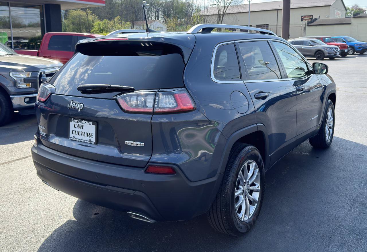 Used 2021 Jeep Cherokee Latitude Lux w/ Sun & Sound Group AWD/4WD image 16